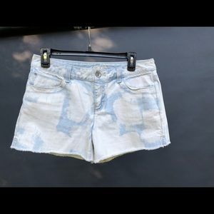 Tommy Hilfiger denim shorts